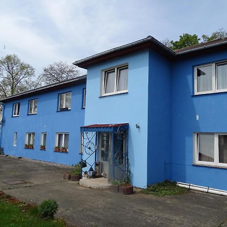 Gasthof Blaues Haus Hotel Bastorf Esterno foto