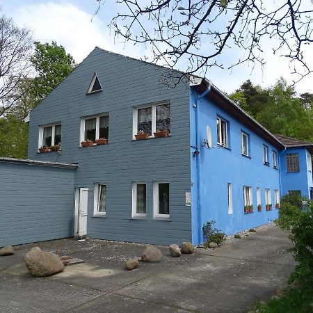 Gasthof Blaues Haus Hotel Bastorf Esterno foto